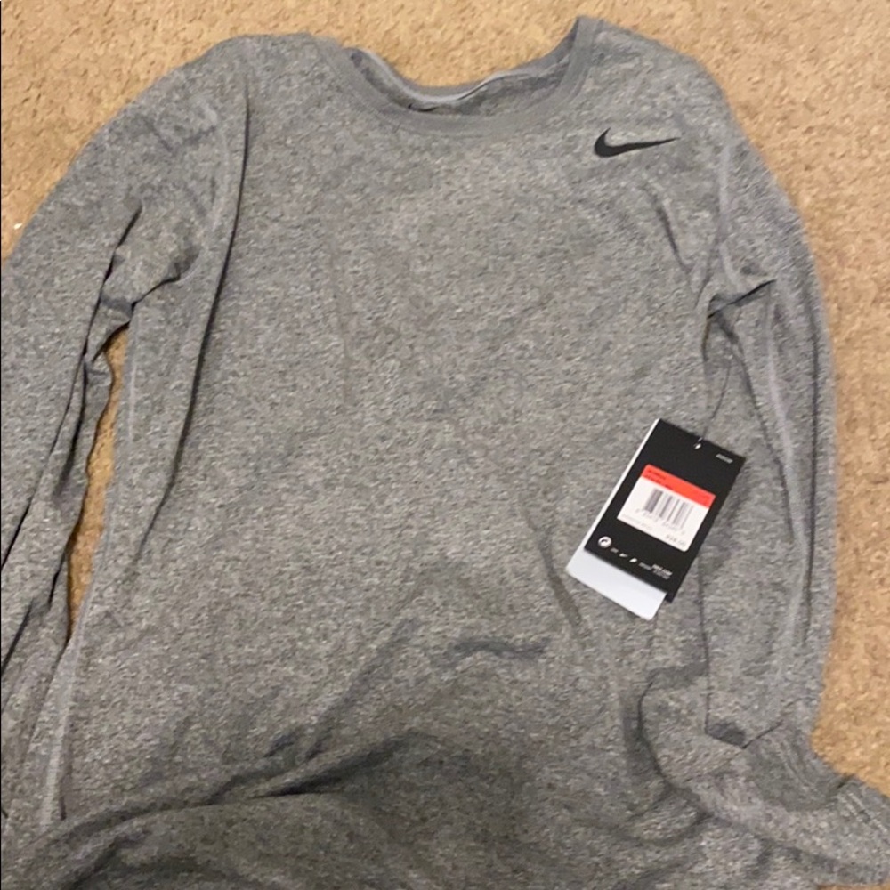 Nike long sleeve tee